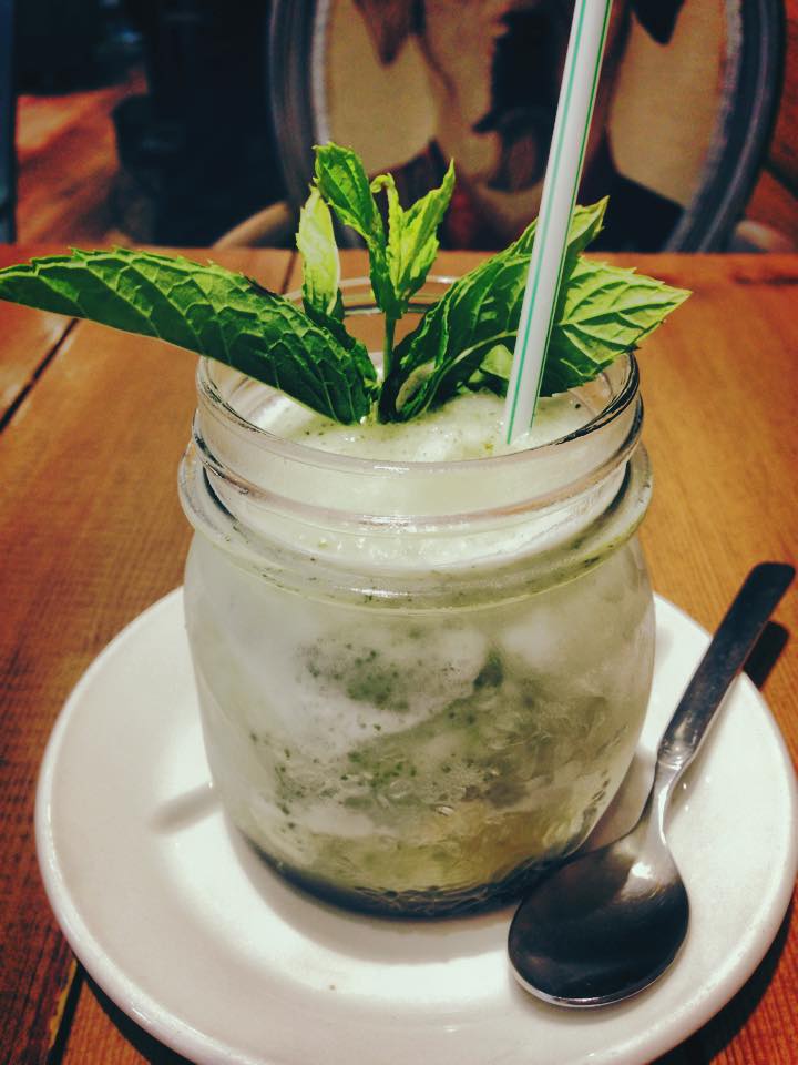 Incluso sorbete de mojito
